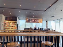 大堂-星巴克臻选(湖滨道店)