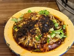 -拈签一笑黄牛肉辣卤串串