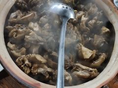 永利招牌干锅走地鸡-永利炭炉鸡