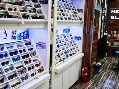 -三叶眼镜城批发市场(上海火车站店)