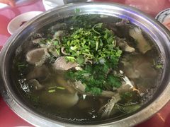 -谢老五跷脚牛肉·非遗传承店