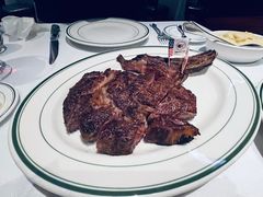 -Wolfgang’s Steakhouse 沃夫冈牛排馆(上海白玉兰广场店)