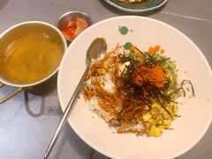 招牌金枪鱼牛油果拌饭-米仓食堂(凯德广场店)