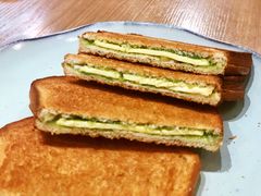 咖椰吐司-HELLO 27 意面·沙拉·帕尼尼