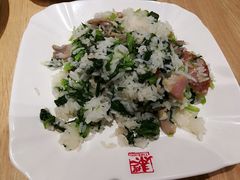 腊肉咸肉炒饭-泰煌鸡·上海白斩鸡·鸡汤面(万航店)