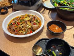 -川堂风·跷脚牛肉·乐山爆炒(宝山日月光店)