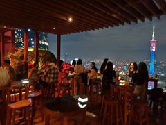 -广州柏悦酒店·悦吧·顶楼露天酒吧