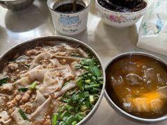 -正宗杨记普洱酸醋米线(总店)