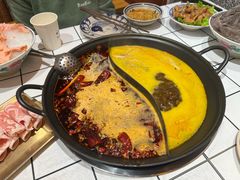 -旧街市鲜货老火锅(大光路店)