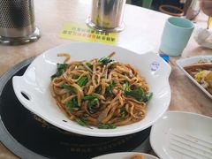 -华威达牛庄(黄埔大道西店)