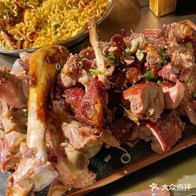 别问了！就在南京玄武湖旁！！！