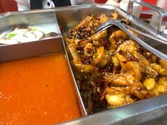 -鸡遇虾煲干锅火锅(小寨金莎店)