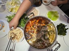 -德林酸菜鱼火锅(南丹店)