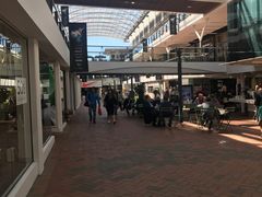 -伯肯黑德角名品折扣购物中心