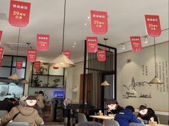 -镇南锅盖面馆(解放路店)