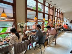 -银米·云南传统过桥米线(双廊黑金冠店)