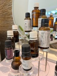 -黎蓓露·徒手骨雕蛋白抗衰·调肤管理