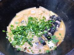 大锅炖-老刘生态大鱼坊铁锅炖鱼(赛马场店)