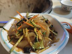 -妈妈家铁锅炖(景诚园综合楼店)