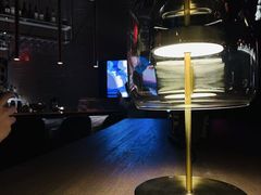 -FOUR PLAY BAR