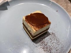 -必胜客(漕宝路店)