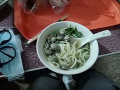 -建国蚵煎蚵面