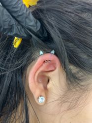 -AI艾耳·专业手工耳洞·穿孔美学馆