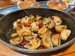 -CRAZYONES西班牙海鲜饭(上海美罗城店)