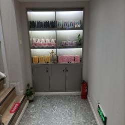 -咪咪专业脱毛连锁机构