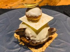 焦糖苹果配山核桃及香草奶油慕斯-AZUL by FUEL蓝色·法式酒馆(琶醍店)