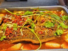 -老街烧烤大排档·地道湖北菜·龙虾馆(汉口火车站店)