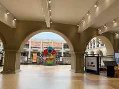 -王府井奥莱临潼小镇(临潼店)