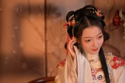 -汉仪华裳汉服馆(打浦桥店)