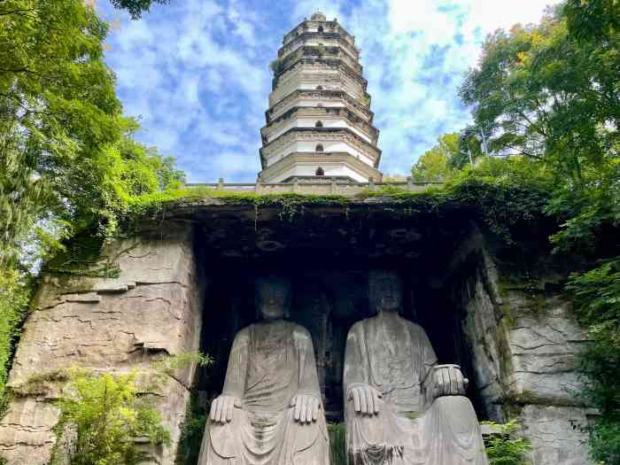 大足石刻北山石刻景区-"北山石刻是大足石刻的一小部份,大足境内还.