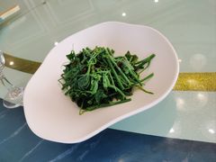 -皇宫大酒店