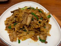 -宏源鑫海鲜餐厅·海景婚宴厅(石老人店)