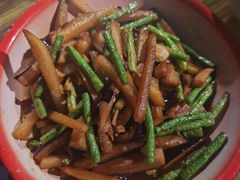 -老三样·美食研究中心(世贸路店)