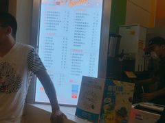 -CoCo都可(观海卫大润发店)