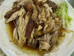 -鹏城人家海鲜酒家·23年老字号(较场尾店)