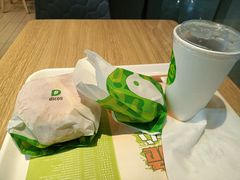 -德克士(虹桥火车站店)