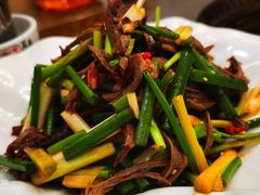 小葱拌牛肉-二十一分小锅炖(中心店)