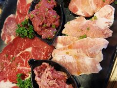 -金刚山黑牛炭火自助烤肉(西大望路店)