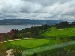 -昆明春城湖畔度假村