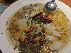 -鱼亨小鲜酸菜鱼(大信店)