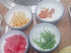 -明洞阿姨·韩式酱蟹烤肉·创意料理(三元桥店)