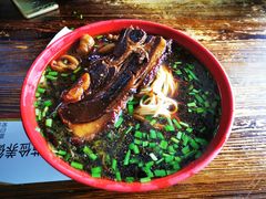 大肉面-小龙大肉面馆
