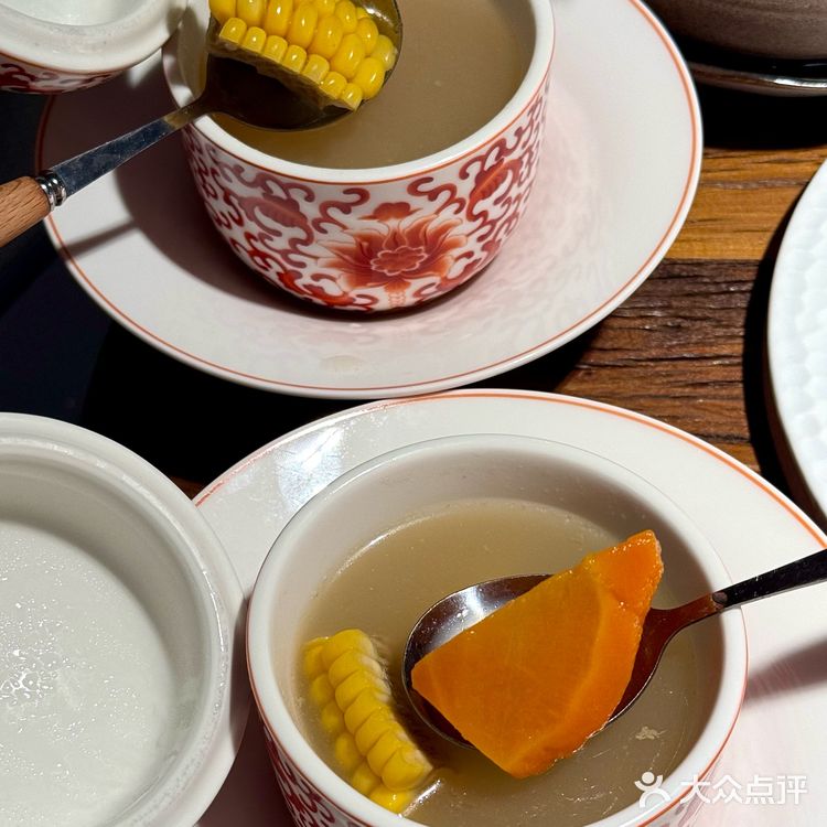 新开的！！！好好吃啊…就喜欢这样的小店！！！