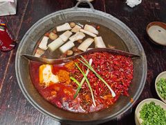 -四小区火锅·巷子里的重庆火锅(花照壁店)