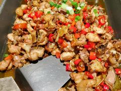 菜籽油铁锅鸡-湘间田舍(北仑银泰店)