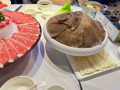 -德天肥牛海鲜火锅(城西银泰店)